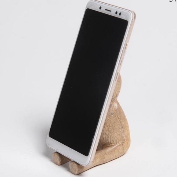 Handcrafted Wooden Rabbit Sculpture / Phone holder - Picture 3 of 8